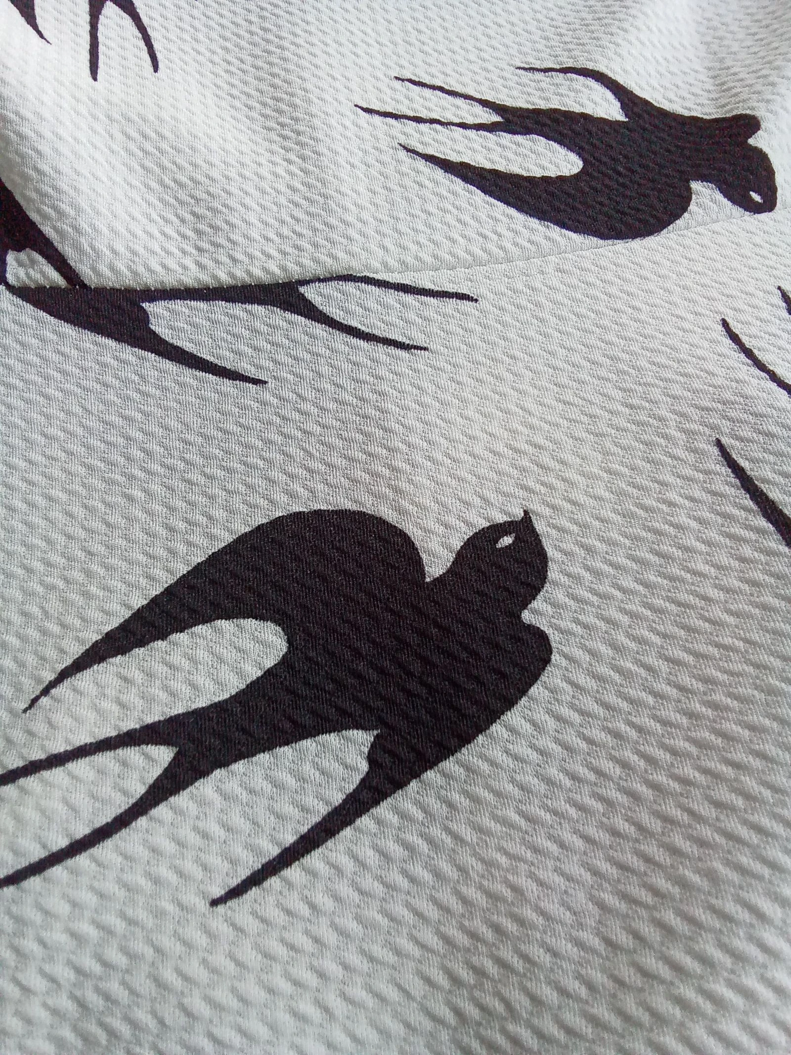 Retro jurk met zwaluwprint – photo 4